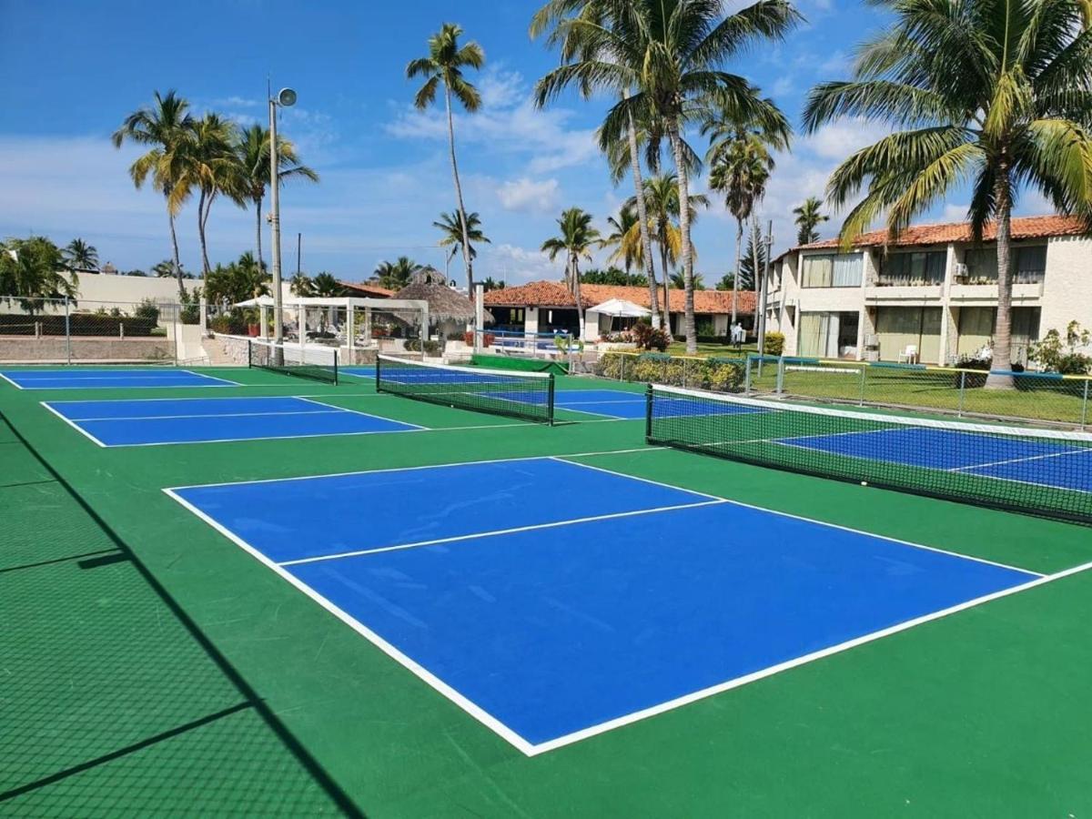 Cabo Blanco Hotel And Marina Barra de Navidad Exterior photo