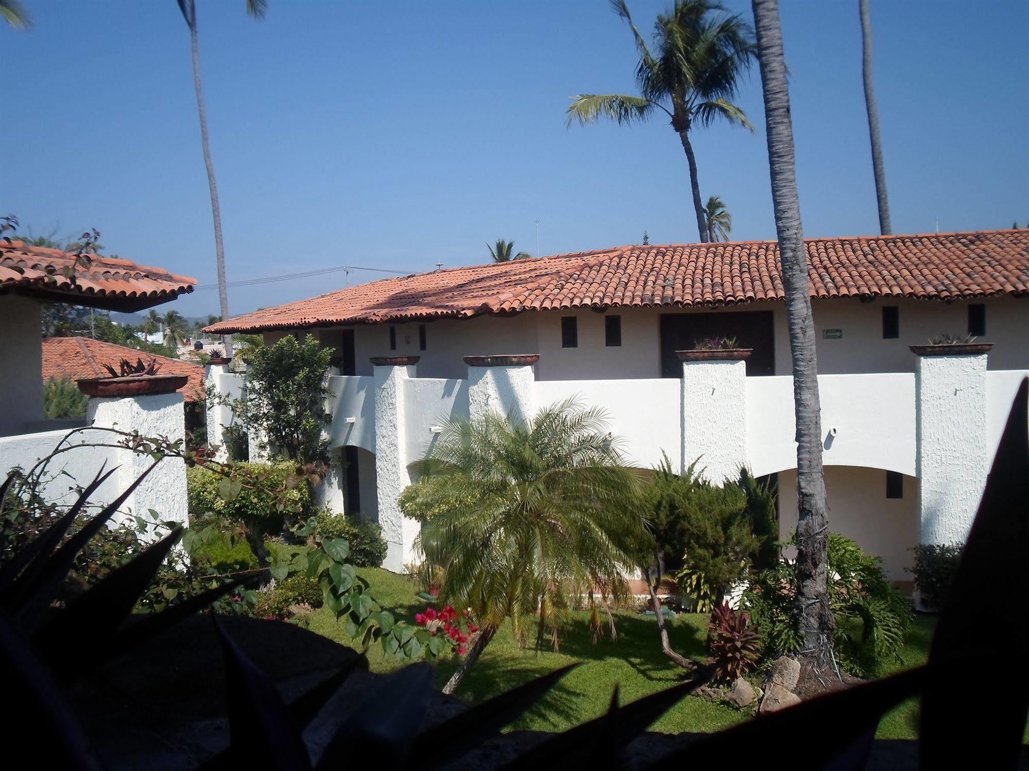 Cabo Blanco Hotel And Marina Barra de Navidad Exterior photo